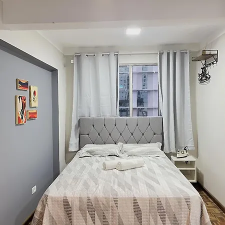 Excelente Apartamento No Centro De Curitiba Exterior foto